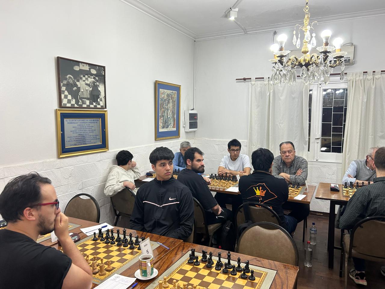 Torneo de Tercera Categoría: Noche de súper acción en Quilmes