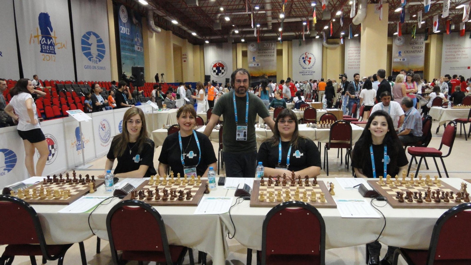 Equipo Olímpico de Argentina en Estambul 2012: Carolina Luján, Claudia Amura, María de los Ángeles Plazaola y Ayelén Martínez