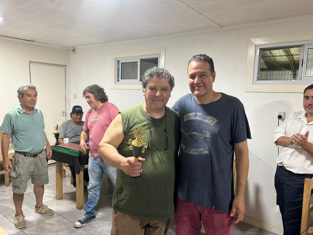 Segundo puesto y clasificación para el jugador de Wilde Azulado, el popular Gabriel Pichenenko (entregó Gustavo Lezcano)