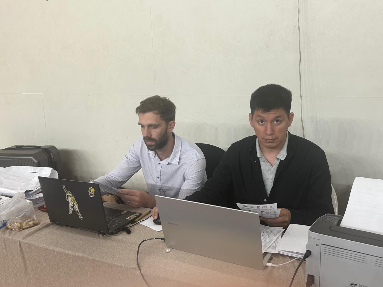 Trabajo profesional asegurado con el AI Igor Dubrovich (Jefe de Árbitros) y el AI OI Juan Durán (Director del Torneo)