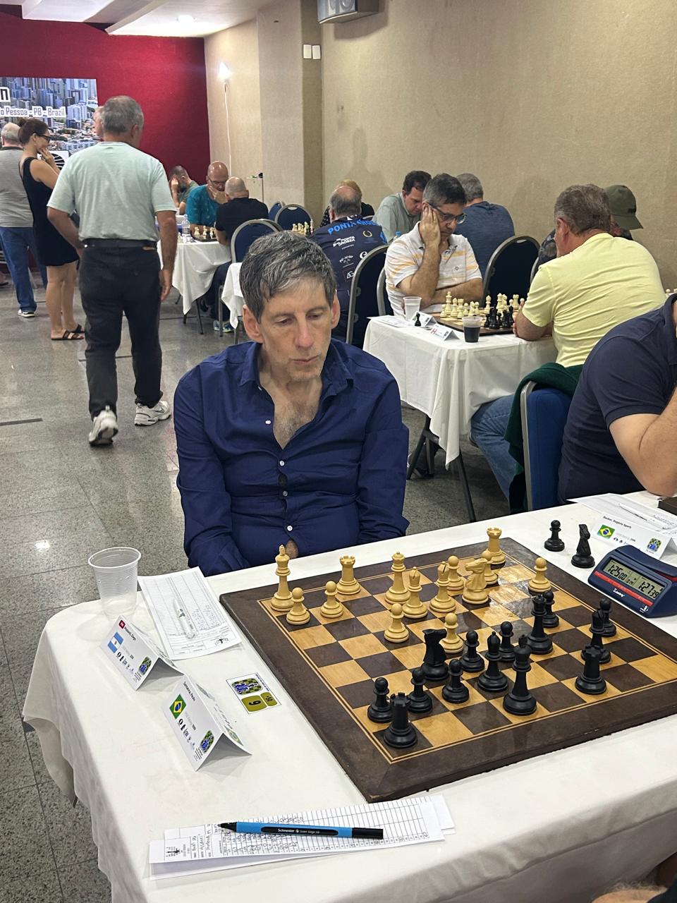 MF Diego Mussanti, el mejor argentino en la sección +50 con 5.5 puntos y también compañero de cuarto