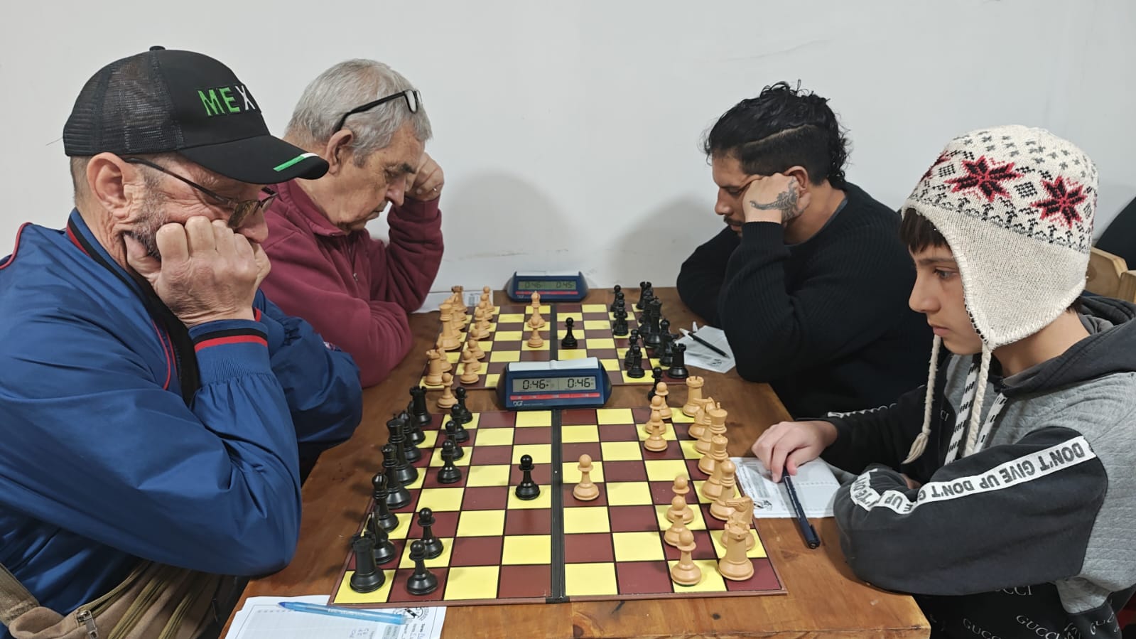 Biblioteca 1ro de Mayo vs. Claypole Negro, mesas 3-4