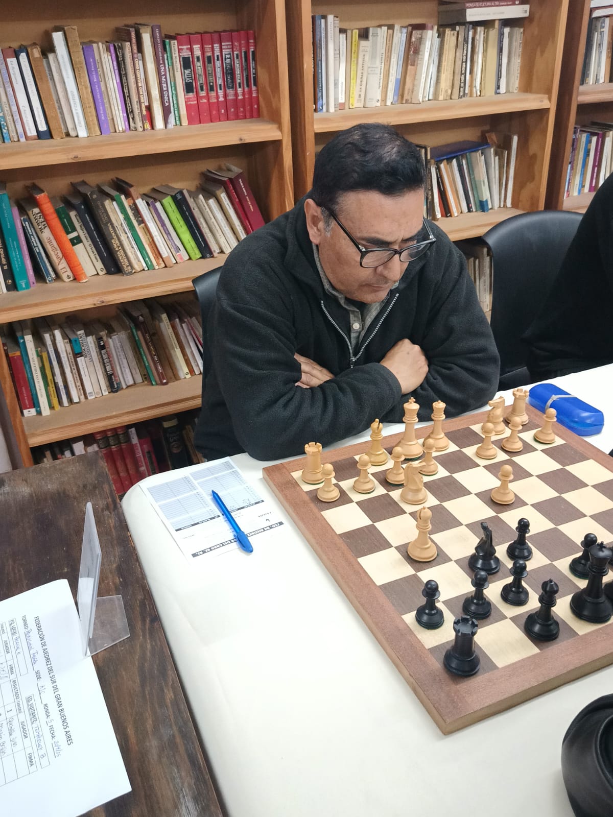 Javier Linardelli (Bernal Karpov)