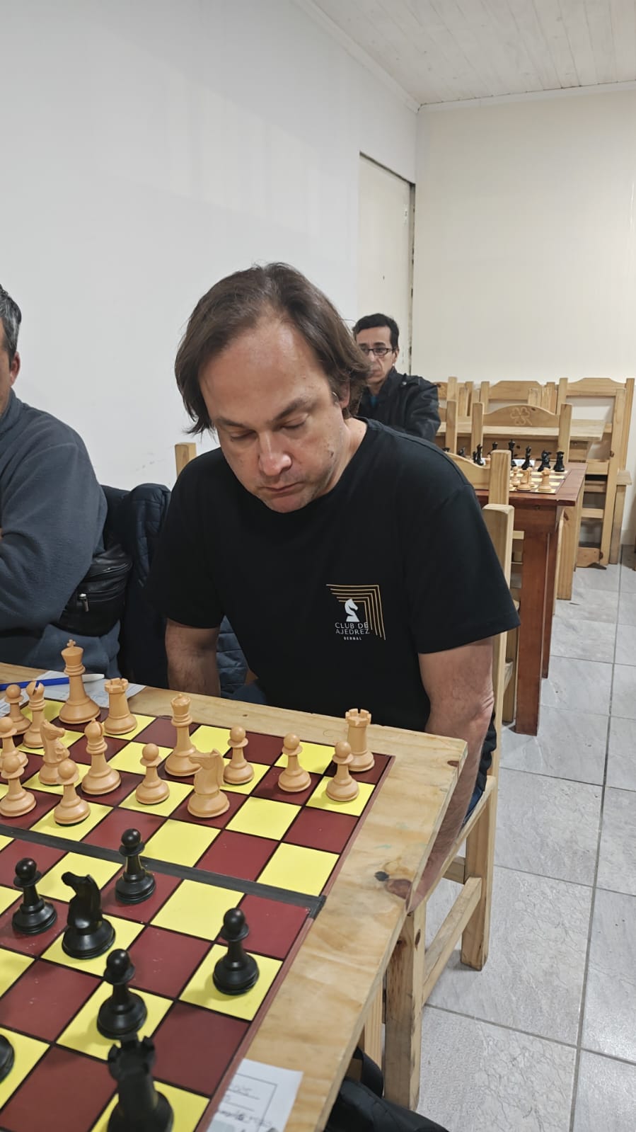 Mariano Solores (Bernal Radjabov)