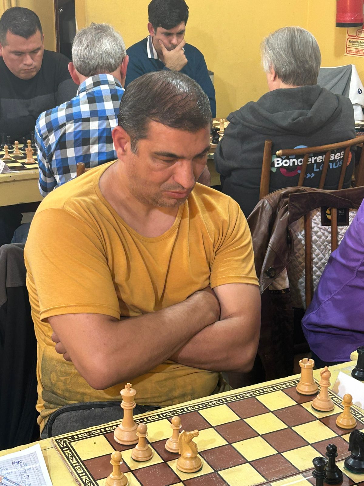 Alberto Palladino (Biblioteca, mesa 2)