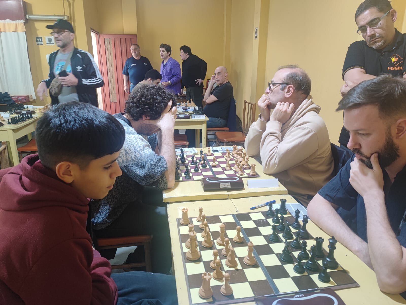 Panorámica de Bernal vs. Escalada