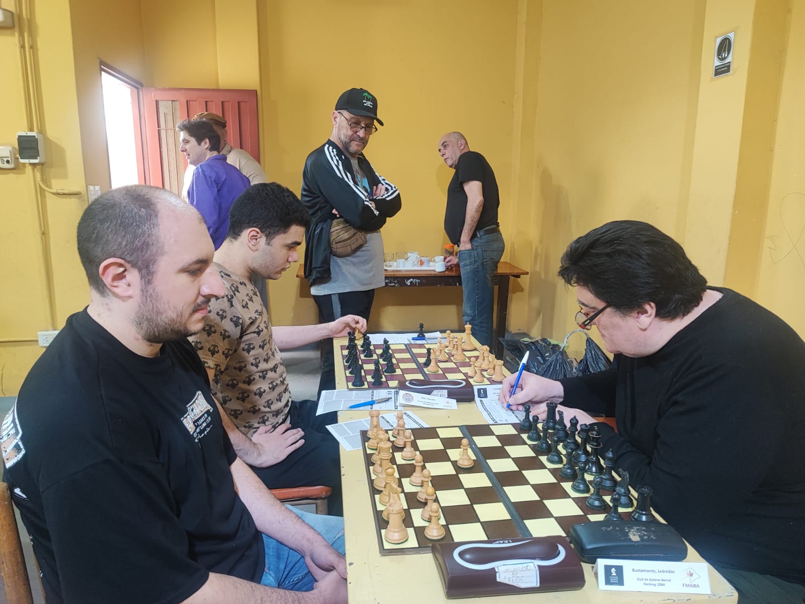 Mesas 1 y 2 en Bernal vs. Escalada