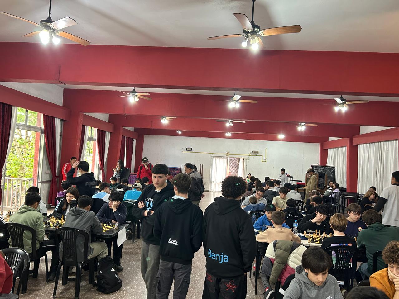 Panorámica del salón del CAMG