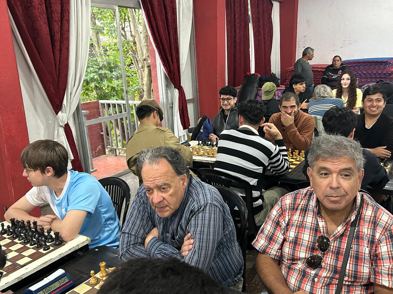 El representativo de Temperley: Facundo Centeno, Fabián Pennini y Ricardo Mayo