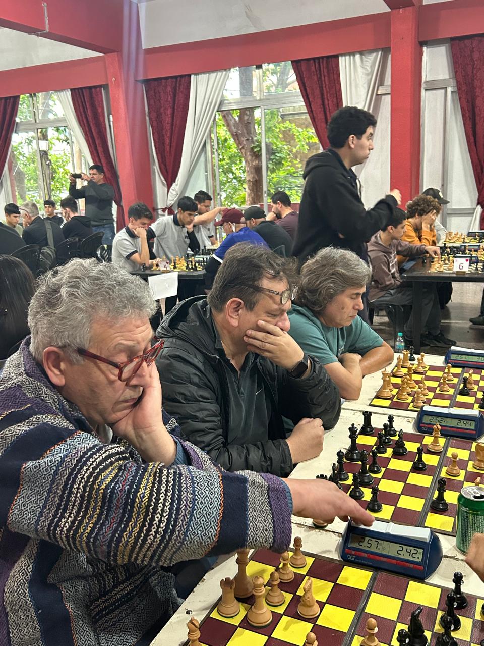 Equipo "Claypole A": Marcelo Aracri, MN Ángel Aberbach y Luis Benítez