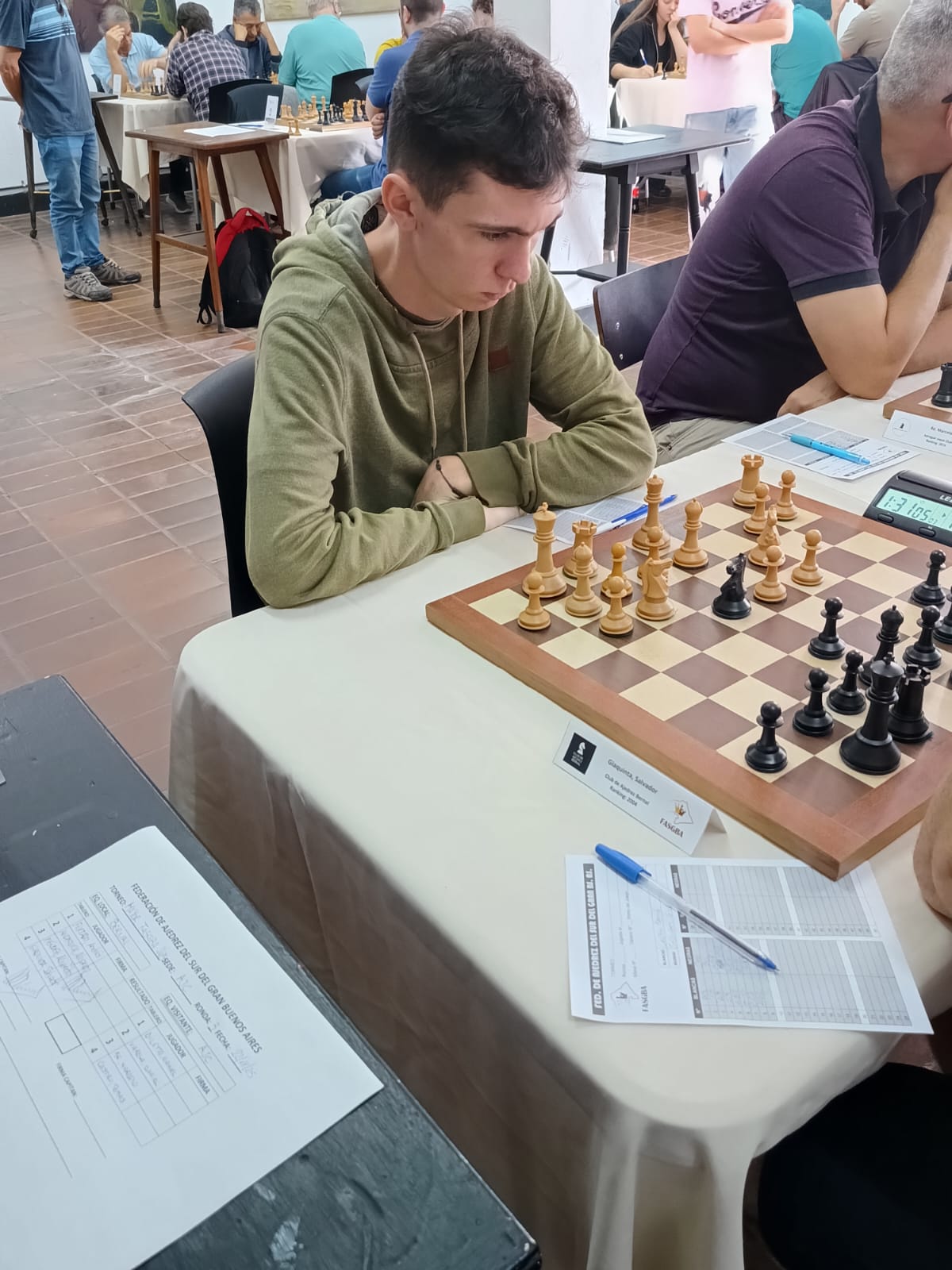 Tomás Castro (Adrogué, mesa 4)