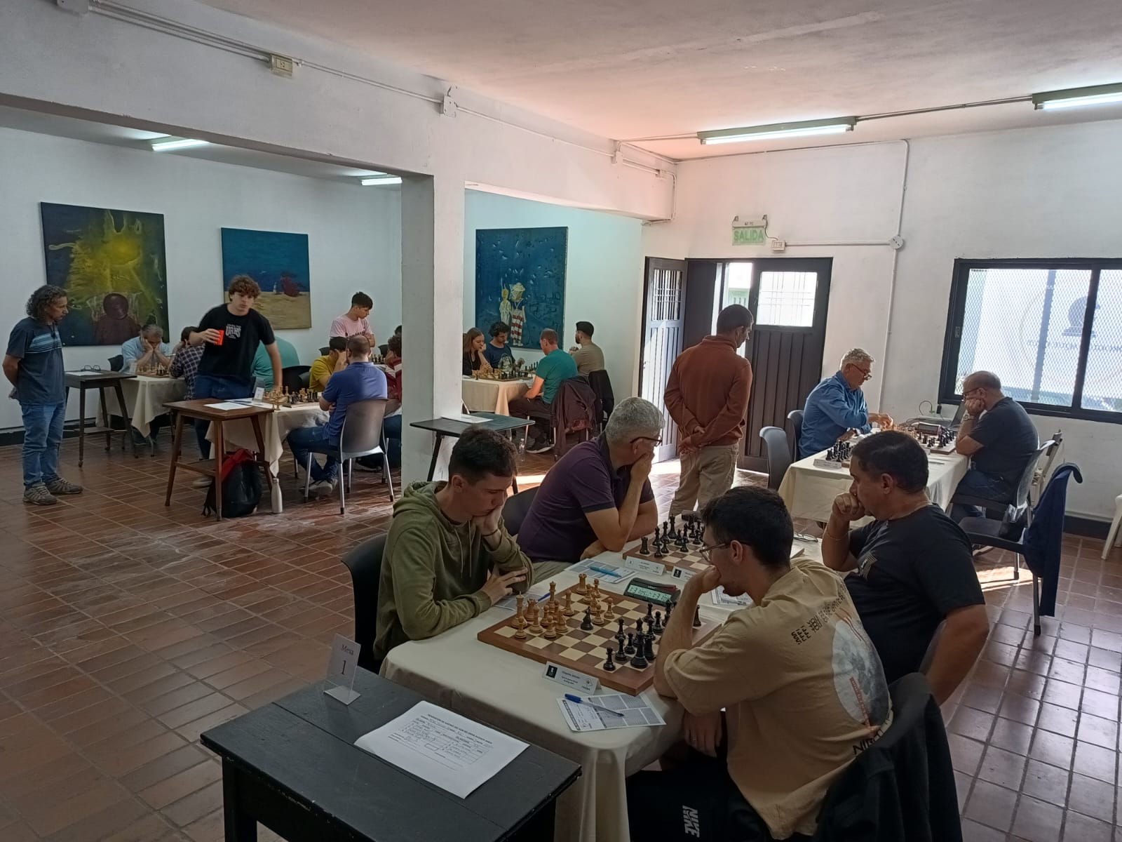 Acción en marcha en la hermosa sede de Adrogué