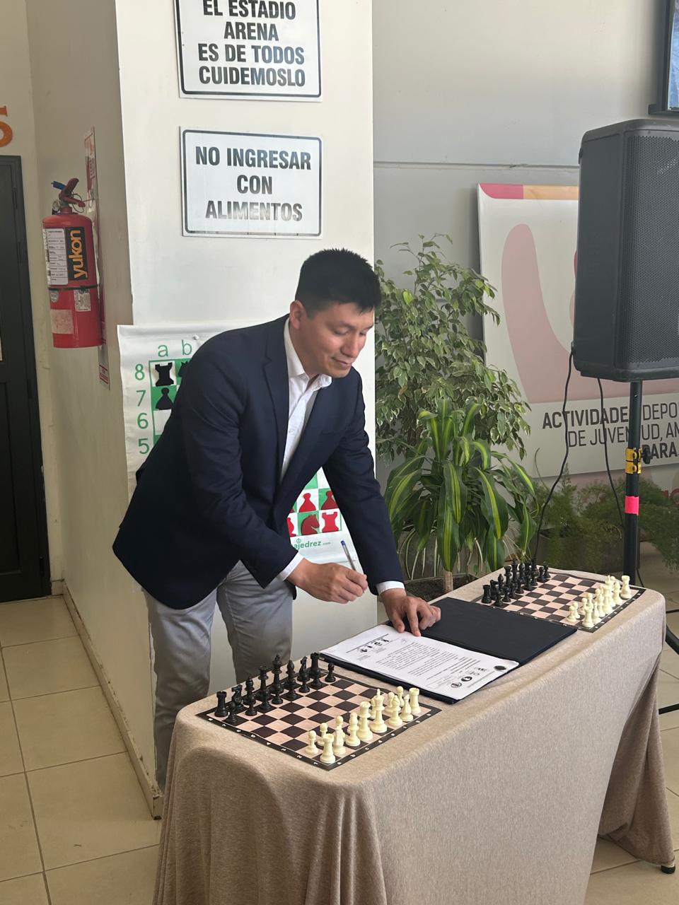 Firma de convenio con la Municipalidad de Villa Carlos Paz